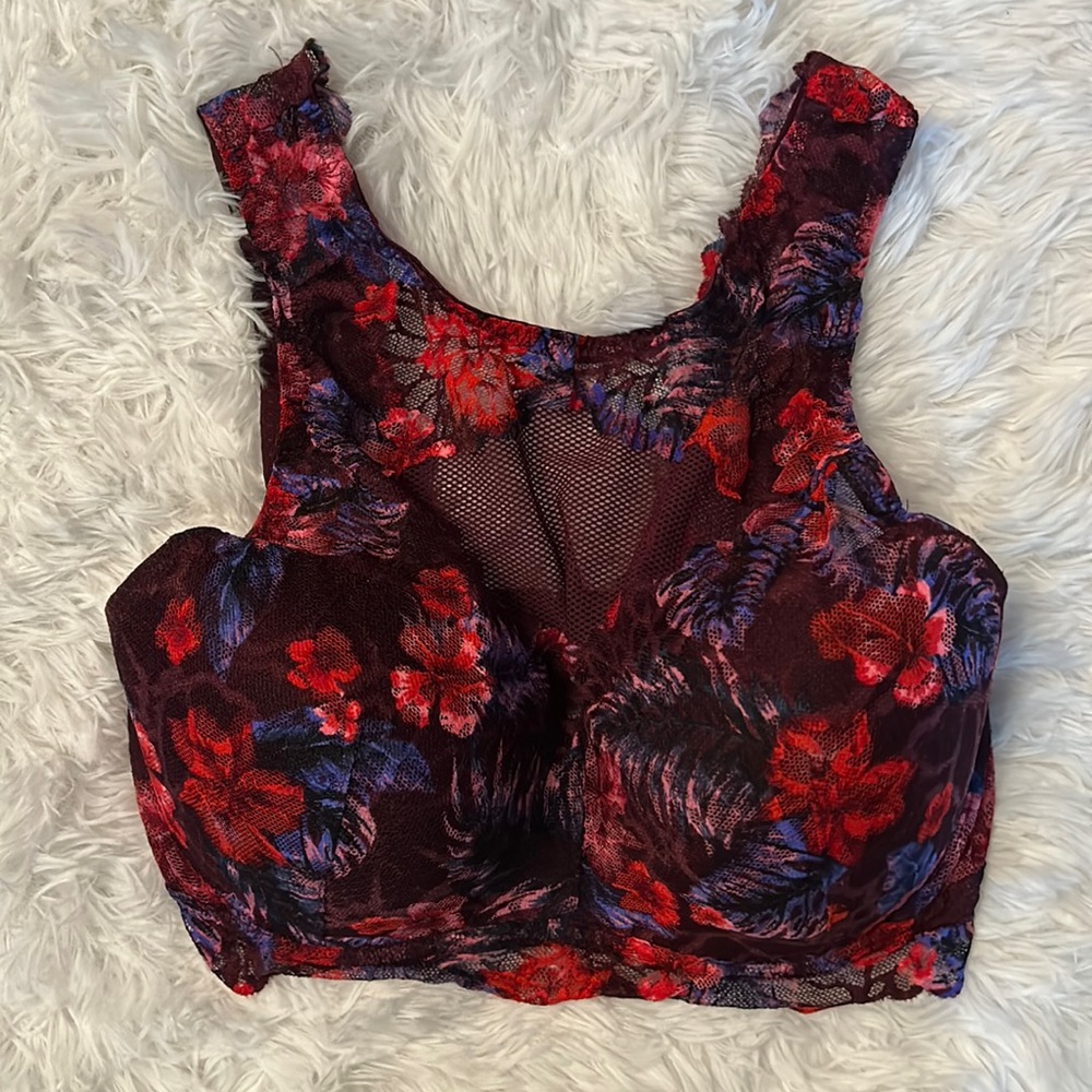 VICTORIAS SECRET PINK LACE BRALETTE MAROON SIZE S-DD